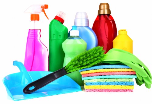 Kitchen and bathroom cleaning service for a Bloomsbury apartment